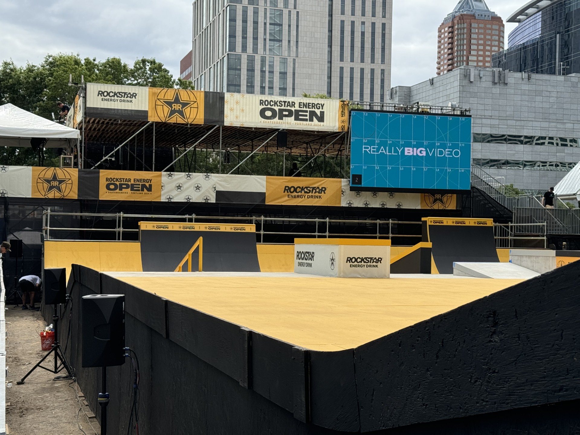 Projection LED & Walls